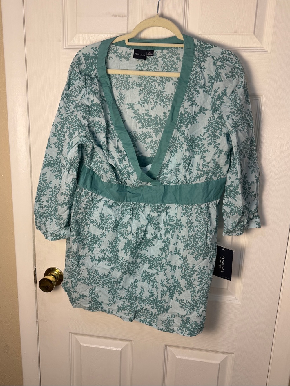 Sonoma life + style Light Blue Floral V-Neck Women's Top